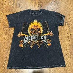Bravado Metallica Rebel Skull Graphic T-Shirt size XS short sleeve fan